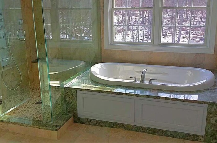 Tub Surround and Shower